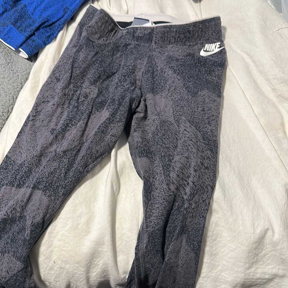 Nike leggings